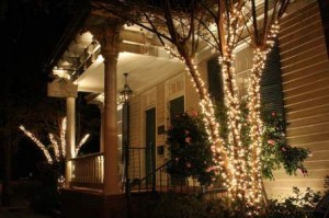 Historic Home (christmasfestival.com)