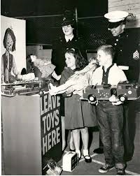 Toys for Tots (wikipedia.com)