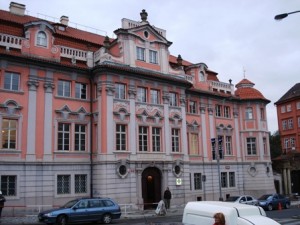 Faust House (www.wikipedia.com)