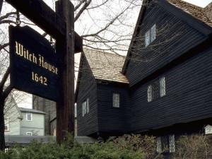 Salem Witch House (wikipedia.com)